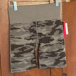 Camo print biker shorts